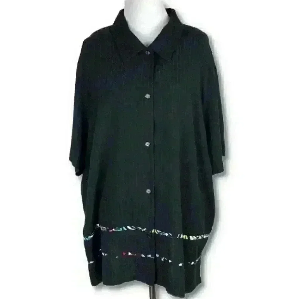 Koret Womens top size 24 black multicolored piping button down tunic
